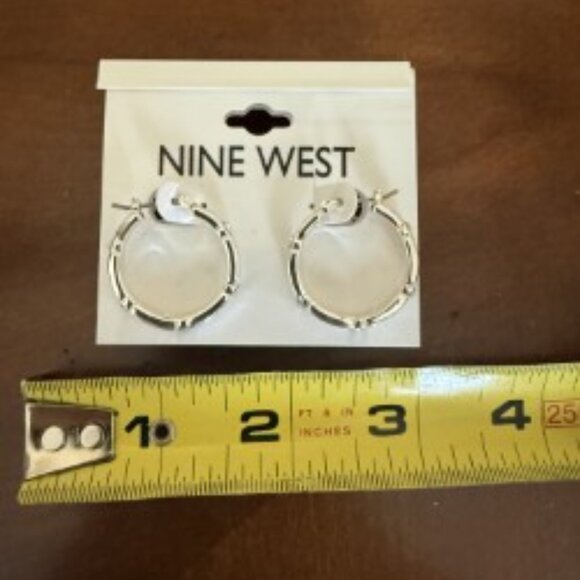 Hoop Earrings, Set of 2 NEW! - Picture 5 of 5